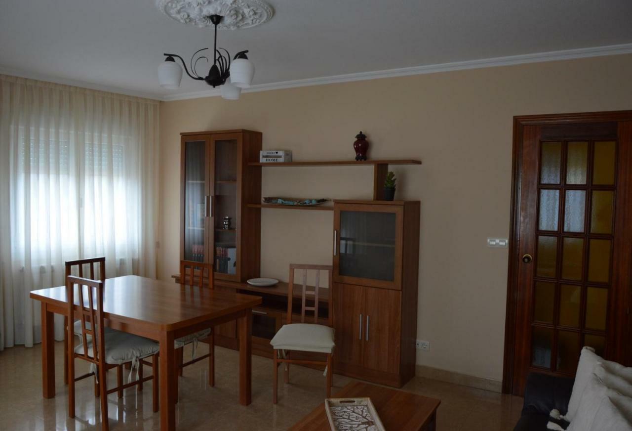 Piso Da Empegada Apartment Arzua Ngoại thất bức ảnh