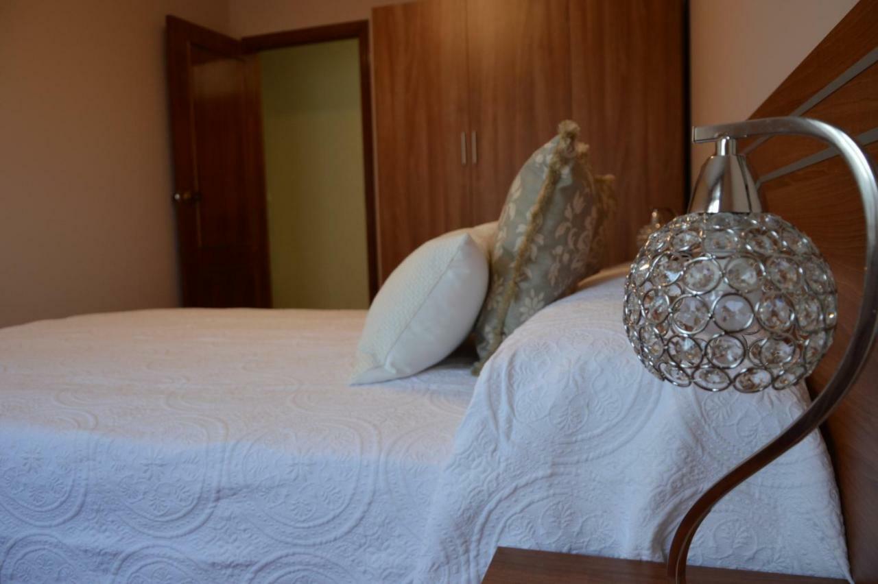 Piso Da Empegada Apartment Arzua Ngoại thất bức ảnh