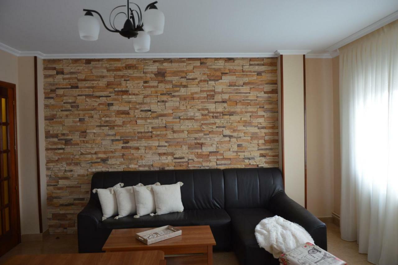 Piso Da Empegada Apartment Arzua Ngoại thất bức ảnh