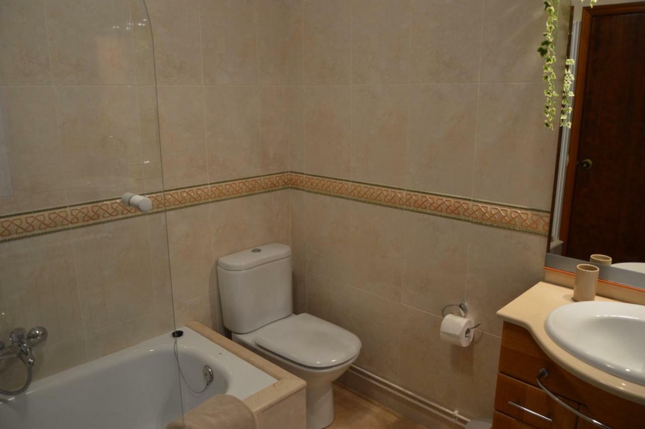Piso Da Empegada Apartment Arzua Ngoại thất bức ảnh